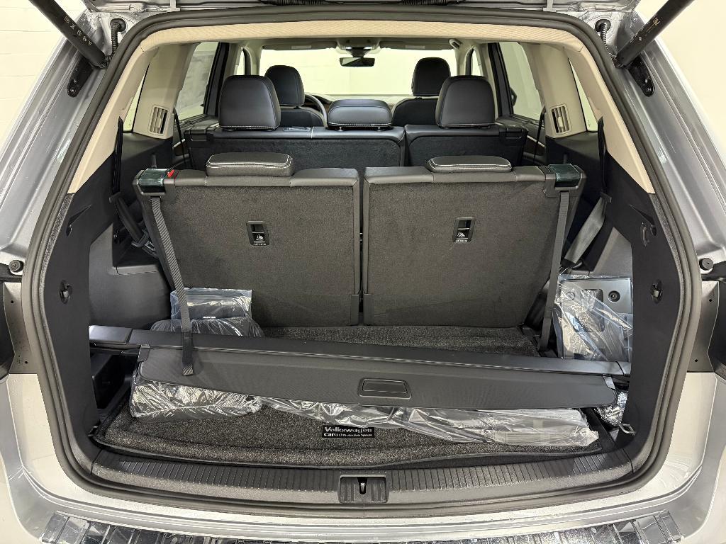 new 2026 Volkswagen Atlas car, priced at $44,716