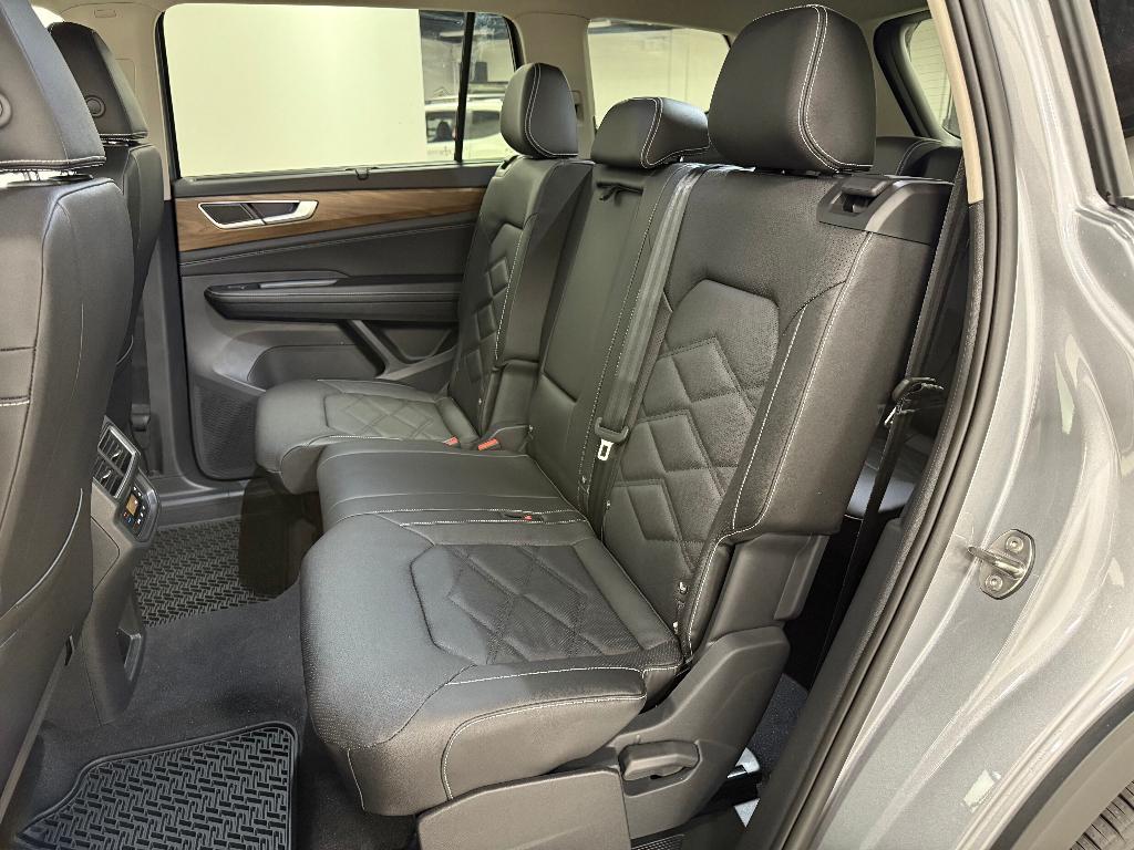 new 2026 Volkswagen Atlas car, priced at $44,716
