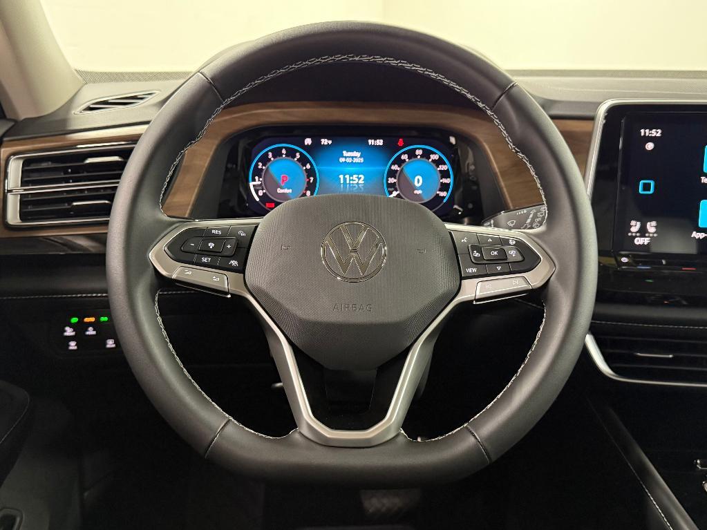 new 2026 Volkswagen Atlas car, priced at $44,716