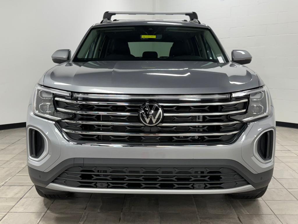 new 2026 Volkswagen Atlas car, priced at $44,716