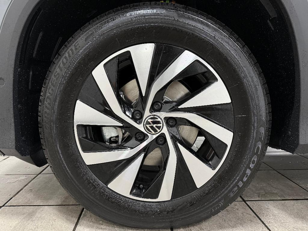 new 2025 Volkswagen Tiguan car, priced at $28,518