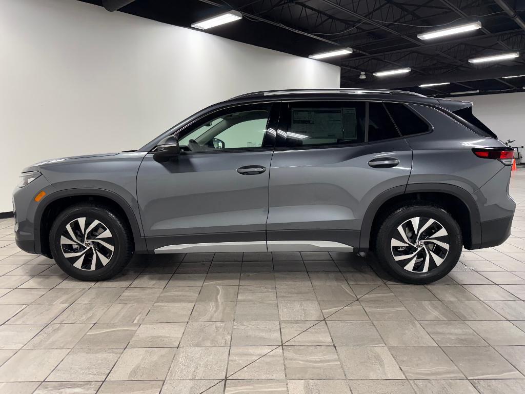 new 2025 Volkswagen Tiguan car, priced at $28,518