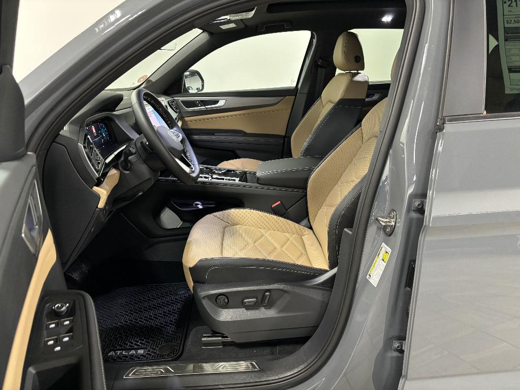 new 2025 Volkswagen Atlas Cross Sport car, priced at $45,040