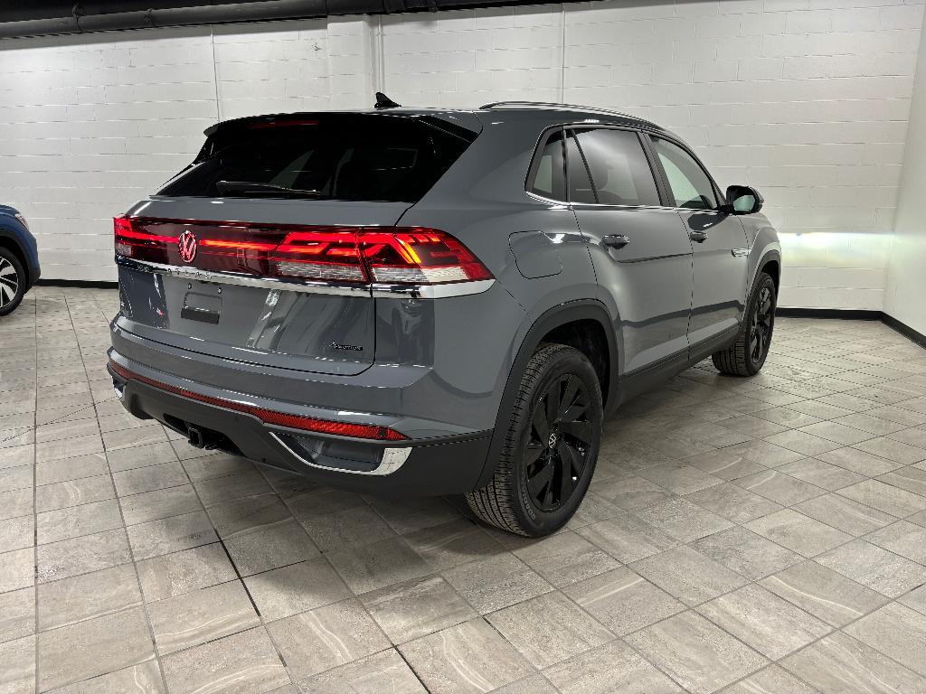 new 2025 Volkswagen Atlas Cross Sport car, priced at $45,040