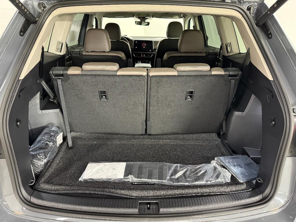 new 2025 Volkswagen Atlas car, priced at $45,687