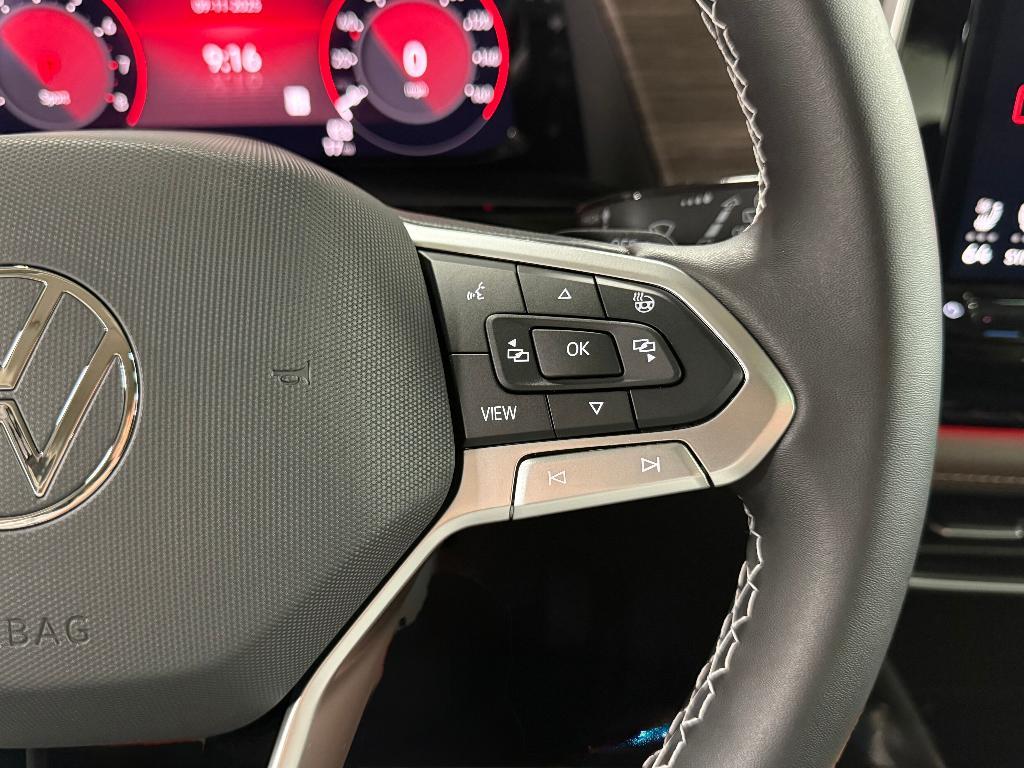 new 2025 Volkswagen Atlas car, priced at $45,687