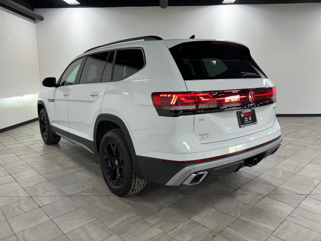 new 2025 Volkswagen Atlas car, priced at $46,464