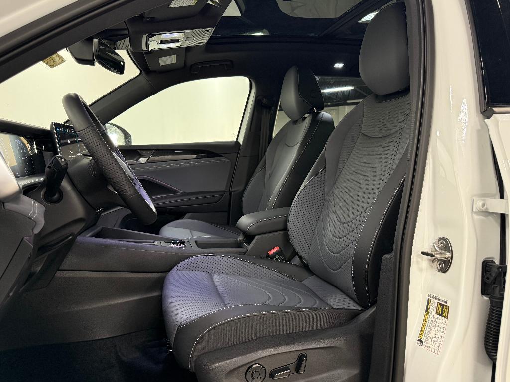new 2025 Volkswagen Tiguan car, priced at $36,388