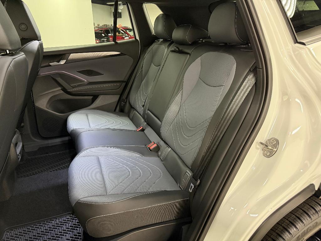 new 2025 Volkswagen Tiguan car, priced at $37,514