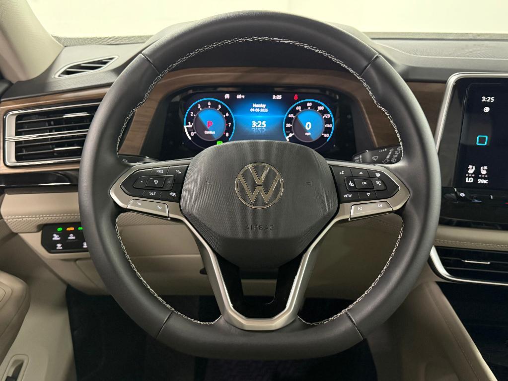 new 2026 Volkswagen Atlas car, priced at $45,584