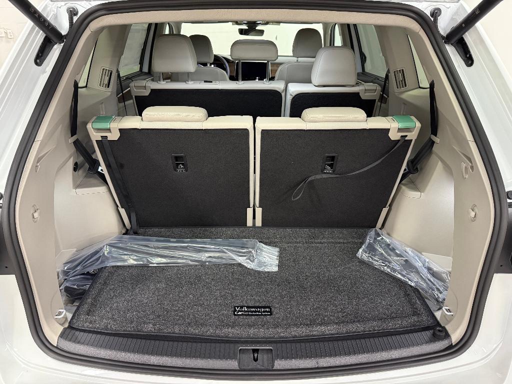 new 2026 Volkswagen Atlas car, priced at $45,584