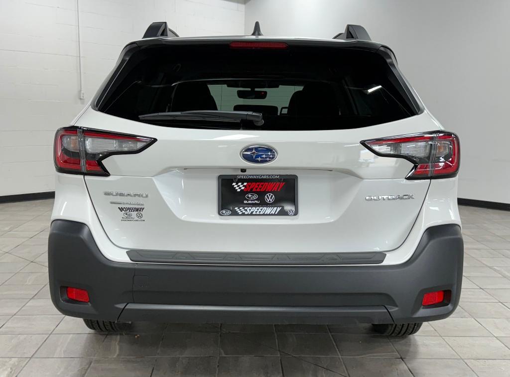 used 2025 Subaru Outback car, priced at $33,000