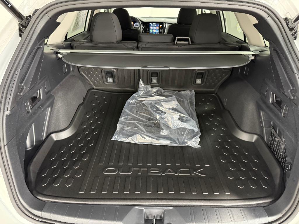 used 2025 Subaru Outback car, priced at $33,000