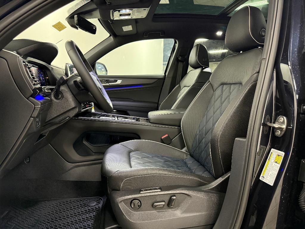 new 2026 Volkswagen Atlas Cross Sport car, priced at $53,324