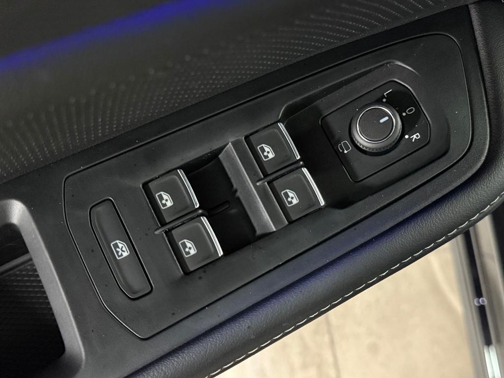 new 2026 Volkswagen Atlas Cross Sport car, priced at $53,324