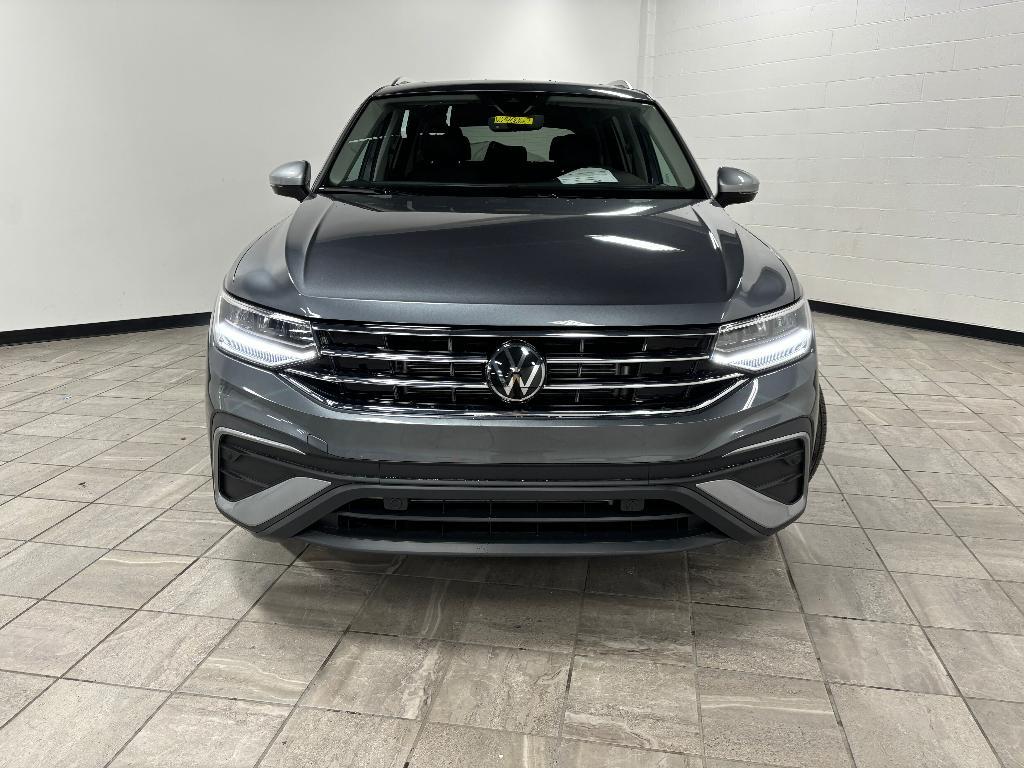 new 2024 Volkswagen Tiguan car, priced at $30,570