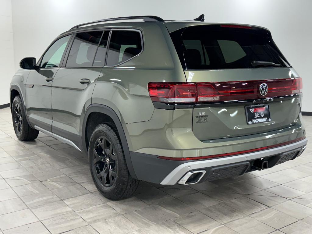 new 2025 Volkswagen Atlas car, priced at $44,327
