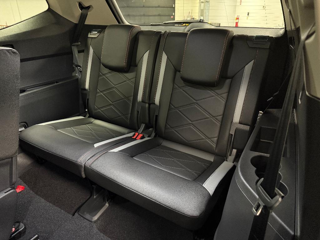 new 2025 Volkswagen Atlas car, priced at $44,327