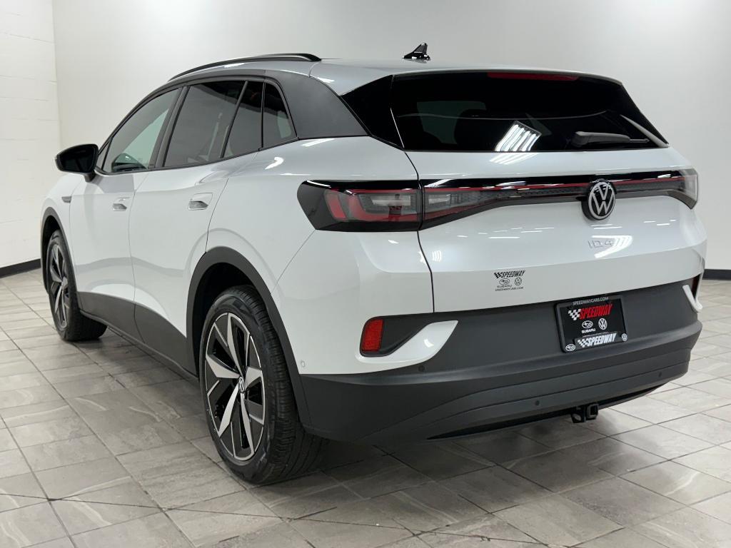 new 2025 Volkswagen ID.4 car, priced at $51,716