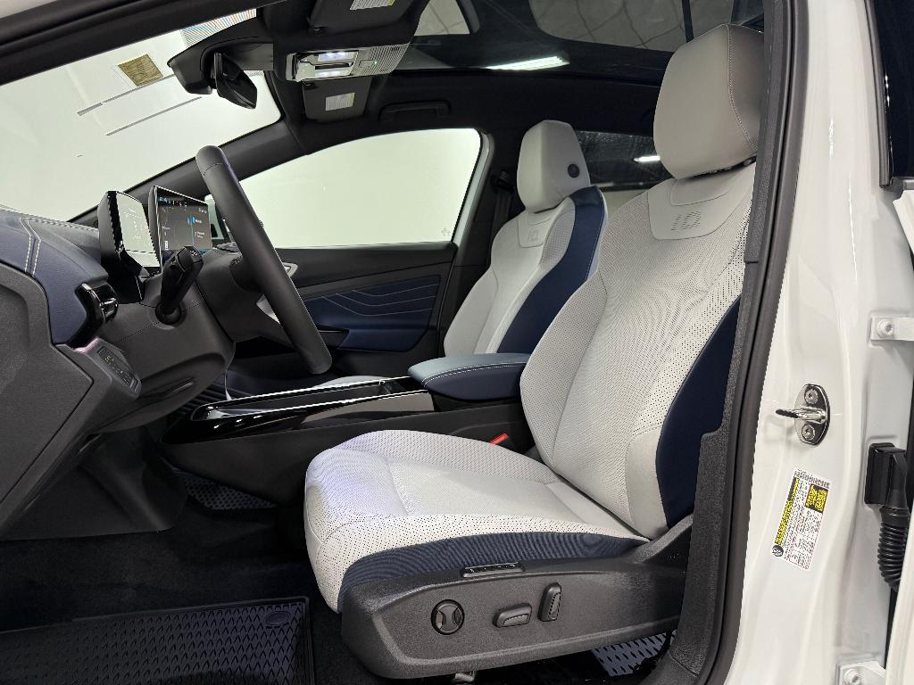 new 2025 Volkswagen ID.4 car, priced at $51,716