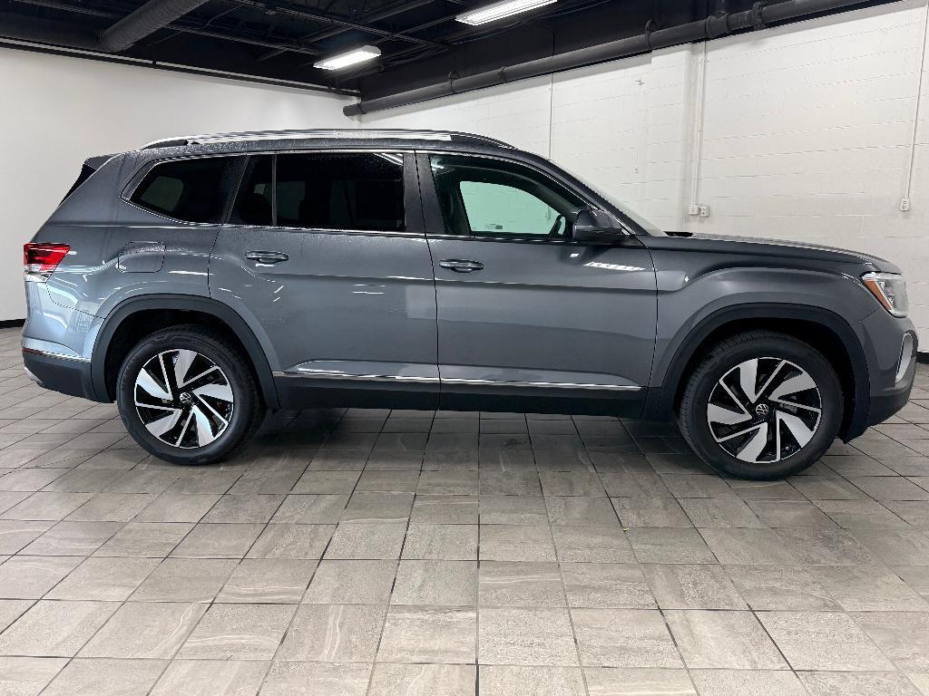 new 2025 Volkswagen Atlas car, priced at $46,247