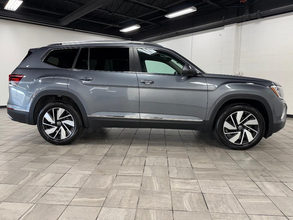 new 2025 Volkswagen Atlas car, priced at $44,502