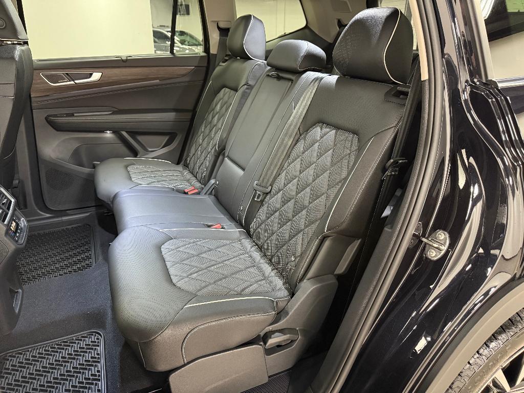 new 2025 Volkswagen Atlas car, priced at $48,266