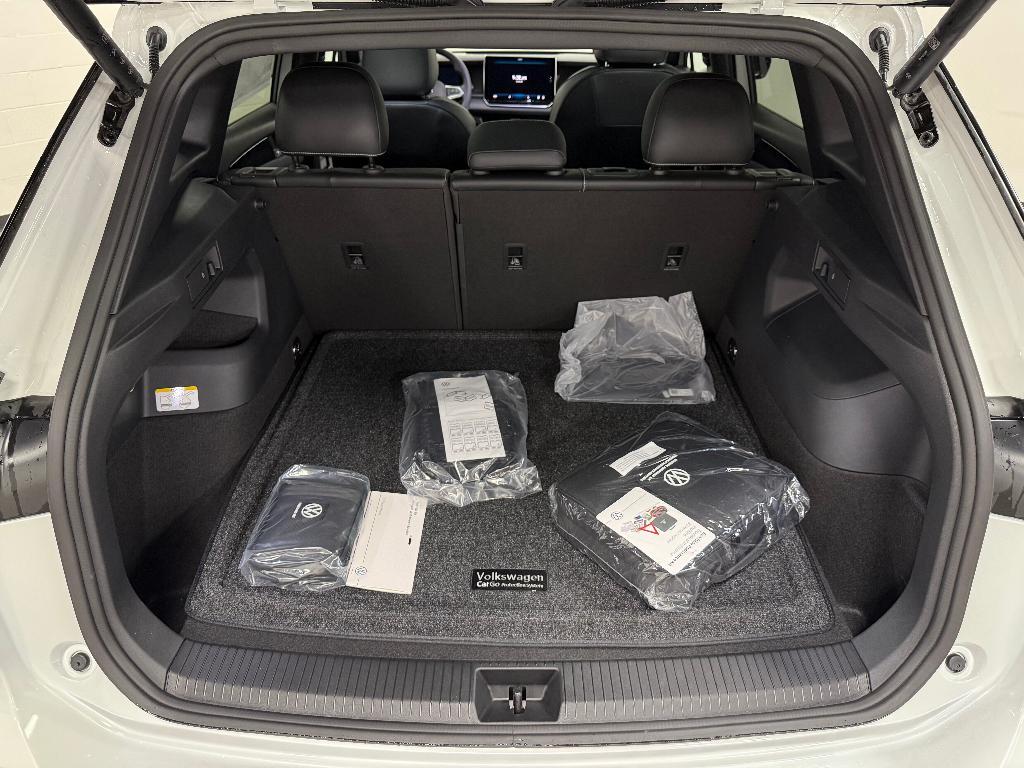 new 2025 Volkswagen Tiguan car, priced at $36,771