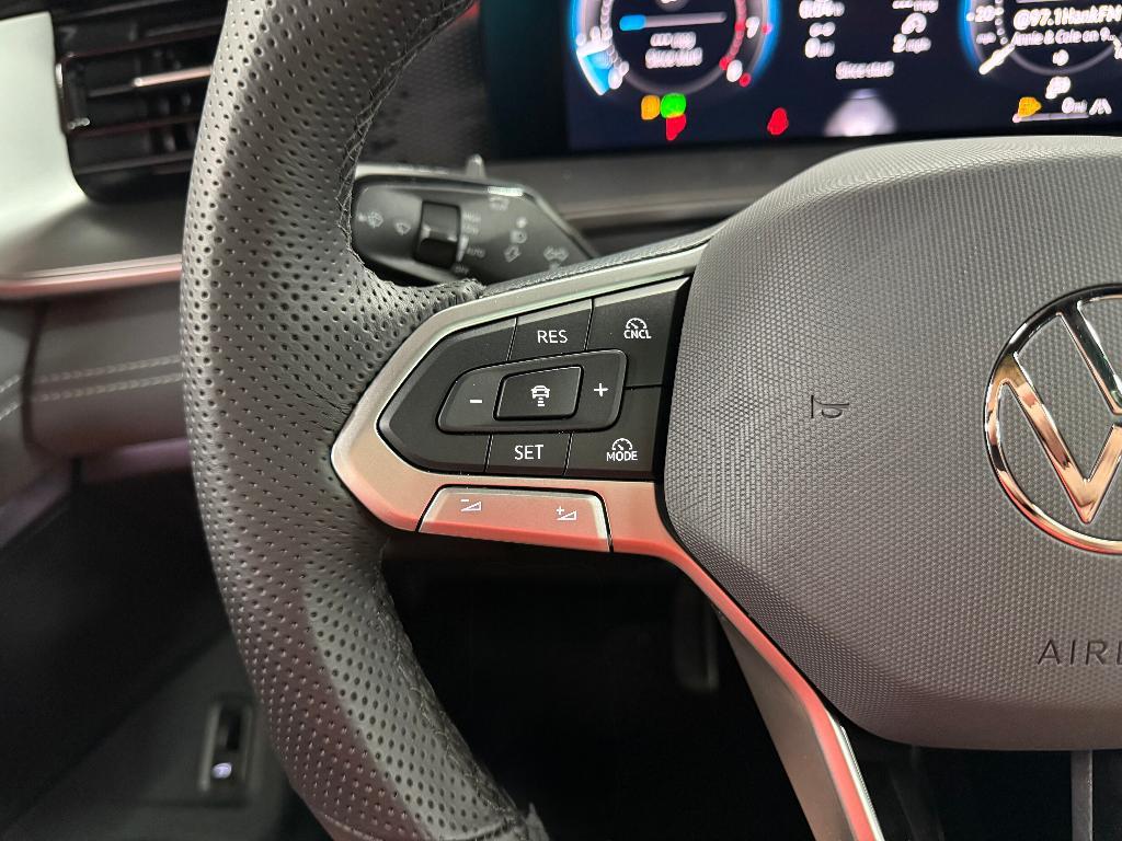 new 2025 Volkswagen Tiguan car, priced at $36,771