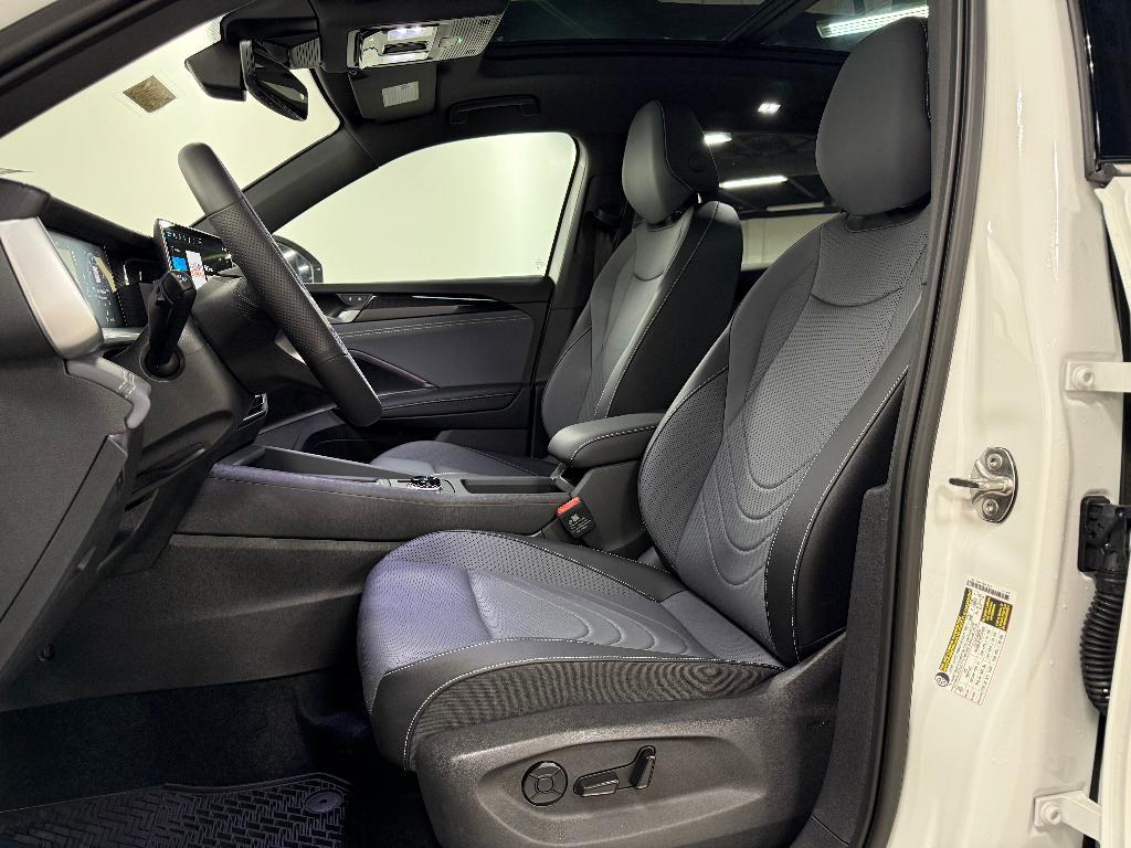 new 2025 Volkswagen Tiguan car, priced at $36,771