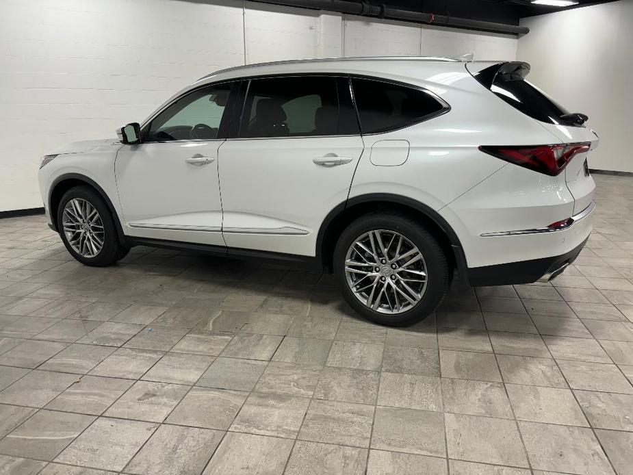 used 2022 Acura MDX car, priced at $42,677