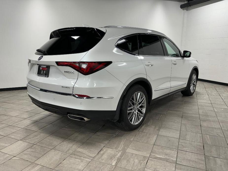 used 2022 Acura MDX car, priced at $42,677