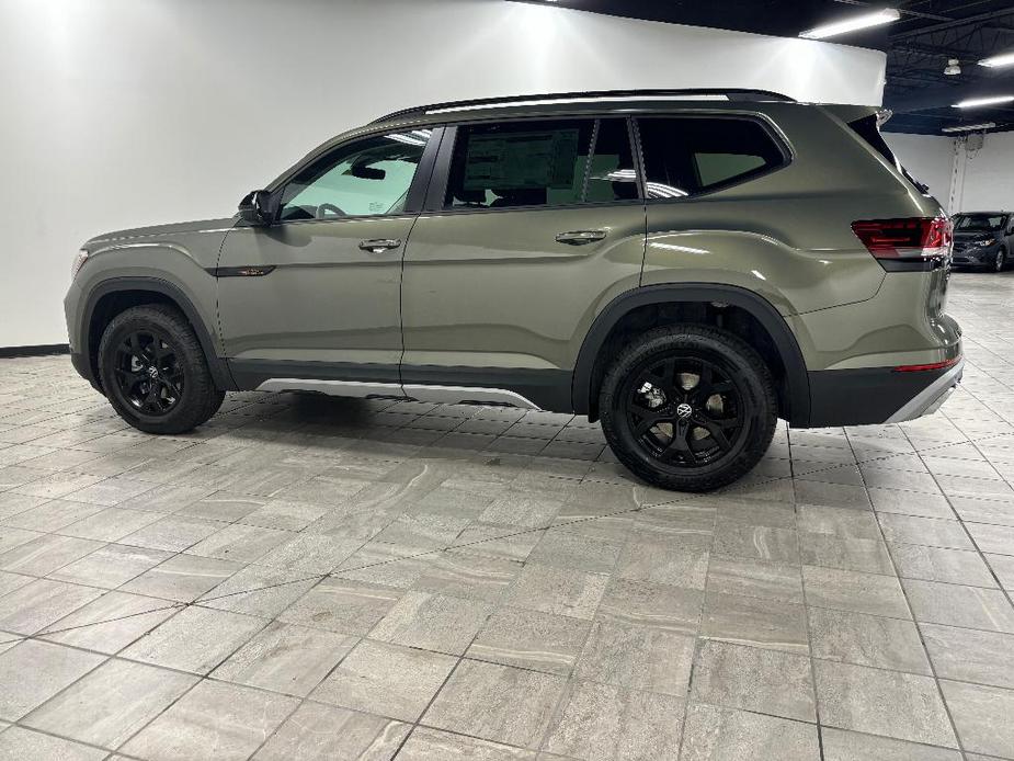 new 2025 Volkswagen Atlas car, priced at $46,464