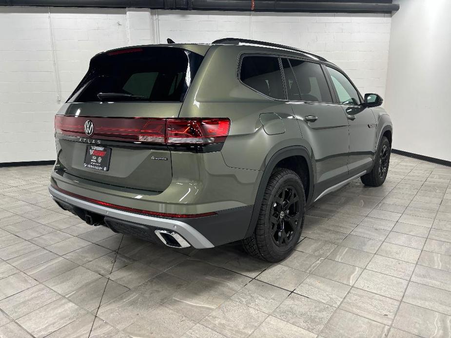 new 2025 Volkswagen Atlas car, priced at $46,464