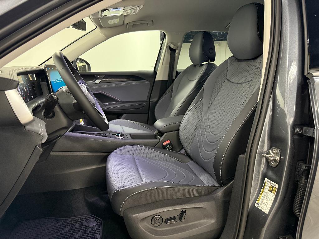 new 2025 Volkswagen Tiguan car, priced at $32,370