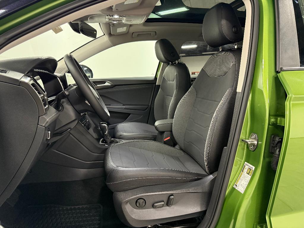 new 2025 Volkswagen Taos car, priced at $31,365