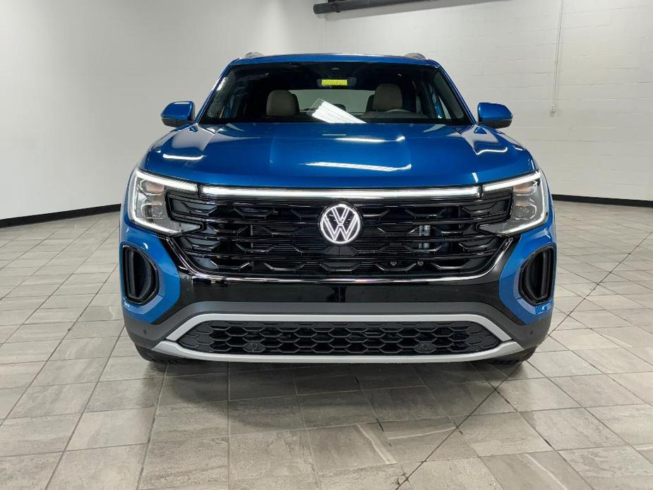 new 2024 Volkswagen Atlas Cross Sport car, priced at $45,333