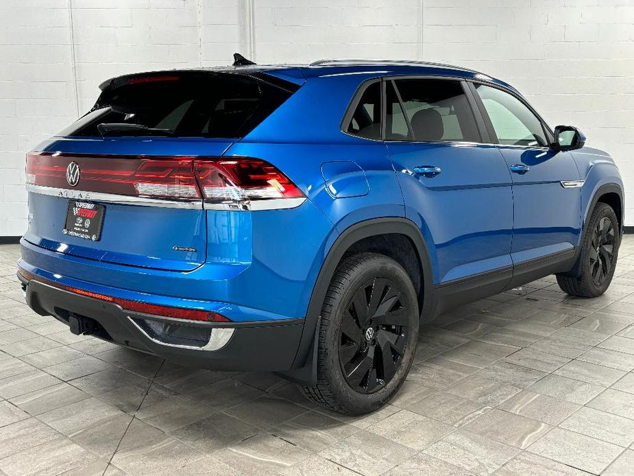 new 2024 Volkswagen Atlas Cross Sport car, priced at $45,333