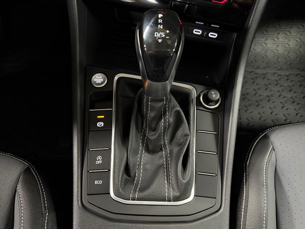 new 2025 Volkswagen Jetta car, priced at $27,012