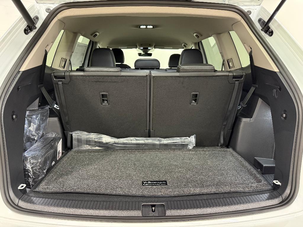 new 2026 Volkswagen Atlas car, priced at $40,010