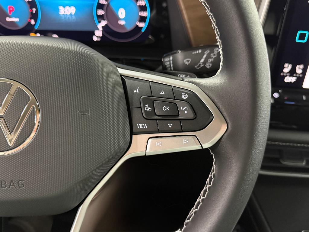 new 2026 Volkswagen Atlas car, priced at $40,010