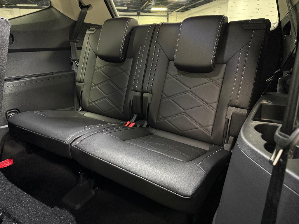 new 2026 Volkswagen Atlas car, priced at $40,010