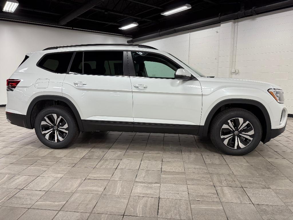 new 2026 Volkswagen Atlas car, priced at $40,010