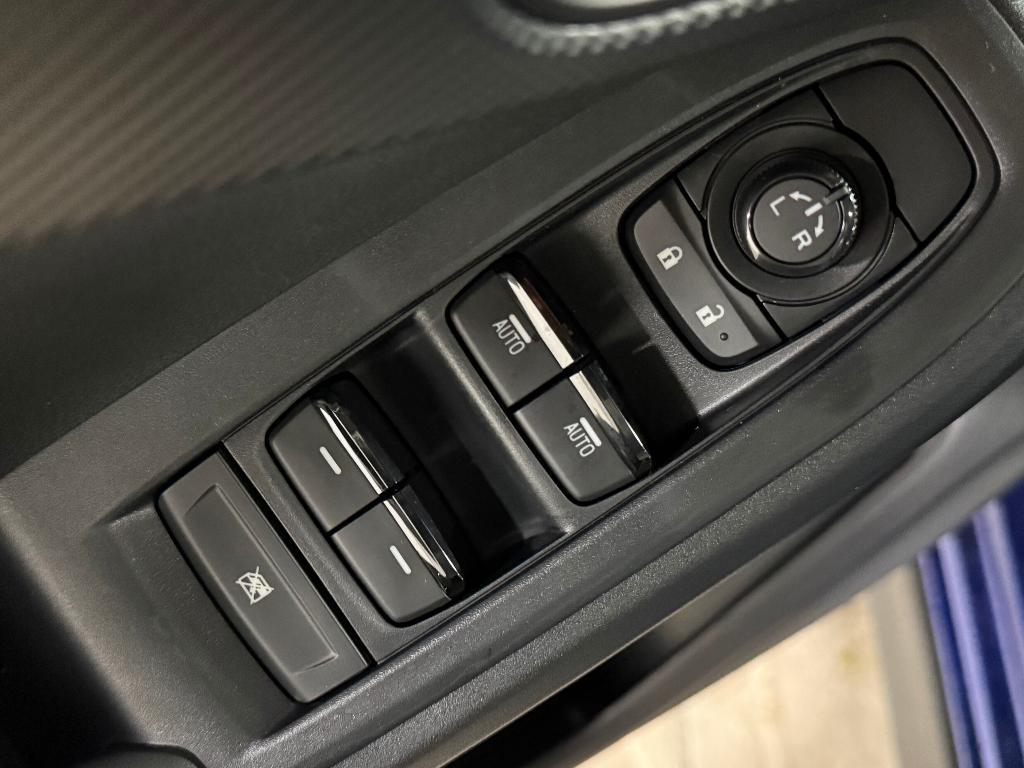 new 2025 Subaru Crosstrek car, priced at $30,288