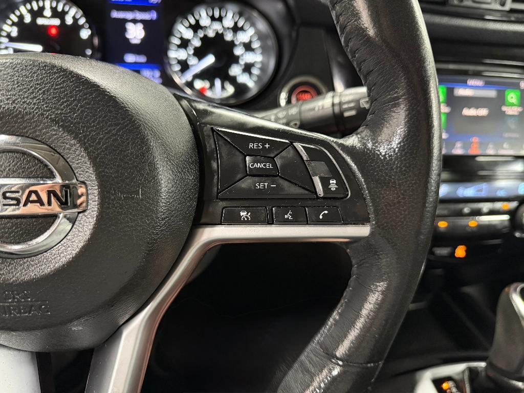 used 2018 Nissan Rogue car, priced at $10,000