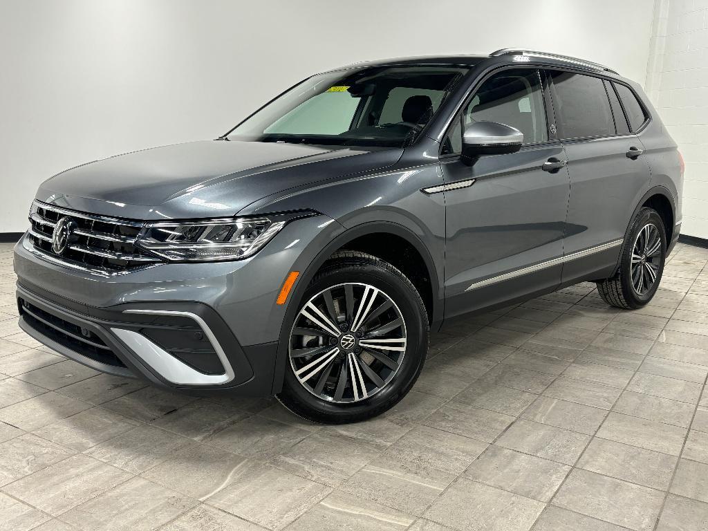 new 2024 Volkswagen Tiguan car, priced at $31,981