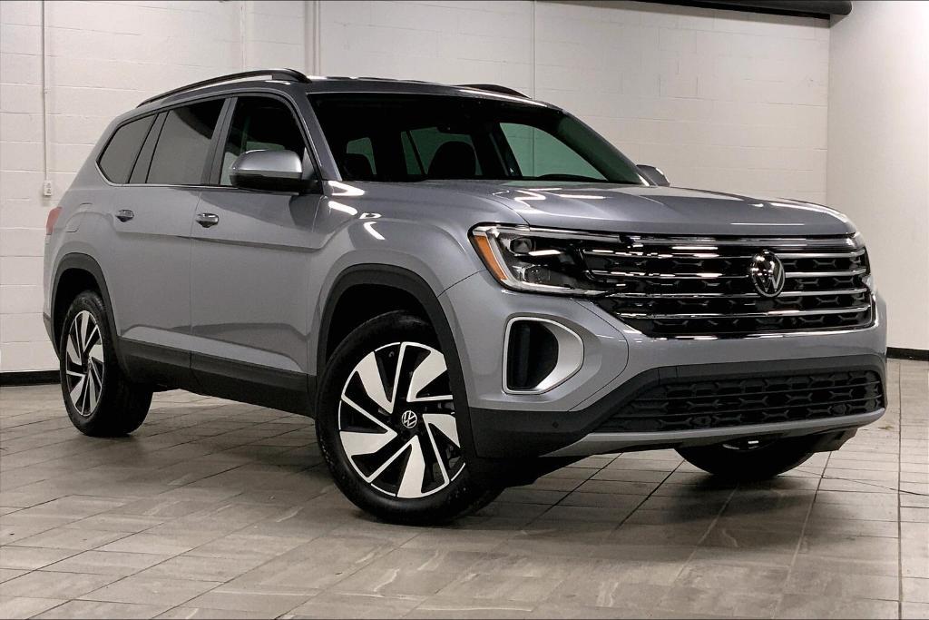 new 2024 Volkswagen Atlas car, priced at $41,251