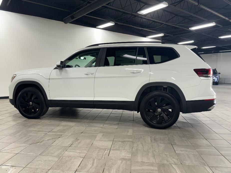 new 2024 Volkswagen Atlas car, priced at $42,183