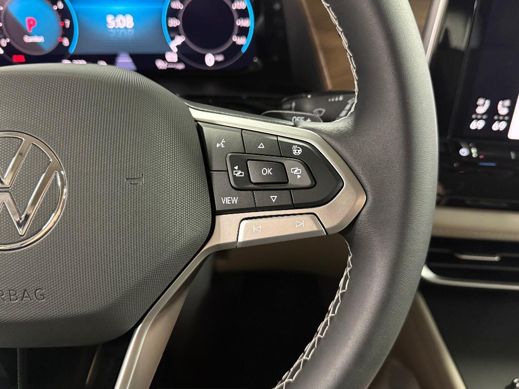 new 2025 Volkswagen Atlas car, priced at $35,027