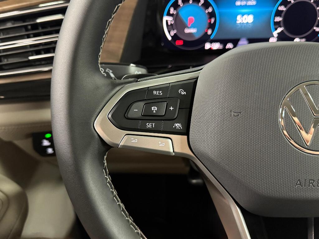 new 2025 Volkswagen Atlas car, priced at $35,027